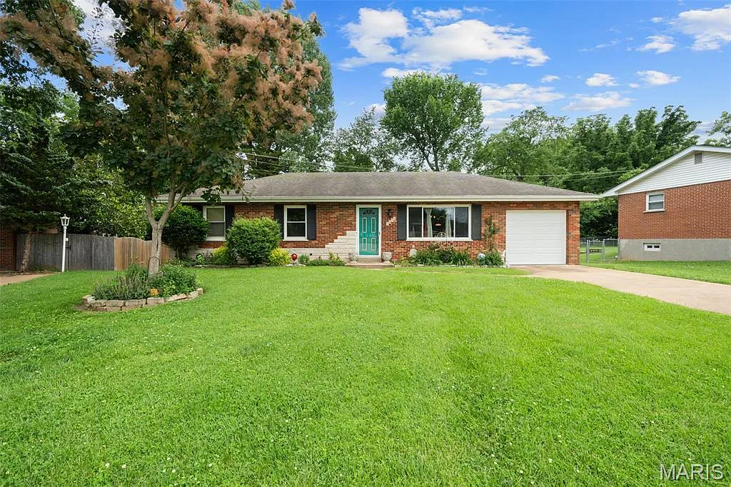 2604 Jonathan Dr photo 1
