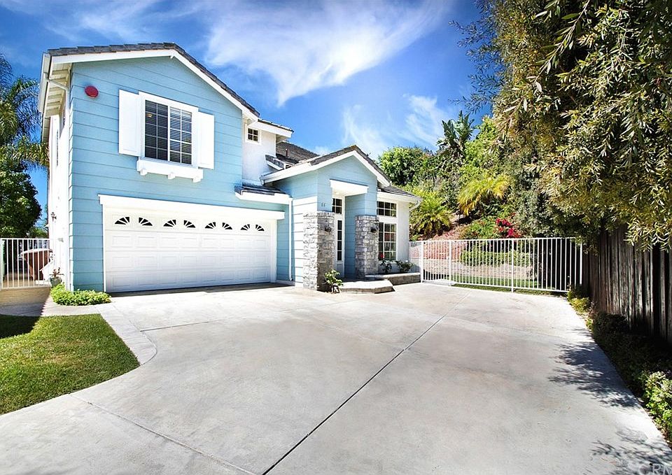 1st image of 66 Mallorn Dr