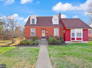 6620 Oak Dr, Alexandria, VA 22306