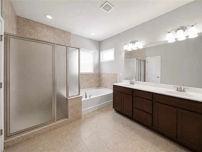 1035 Birchdale Dr — Photo 15