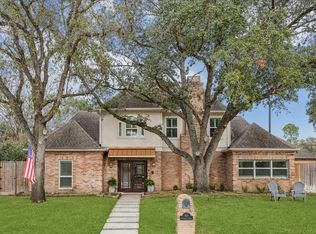 810 Silvergate Dr, Houston, TX 77079