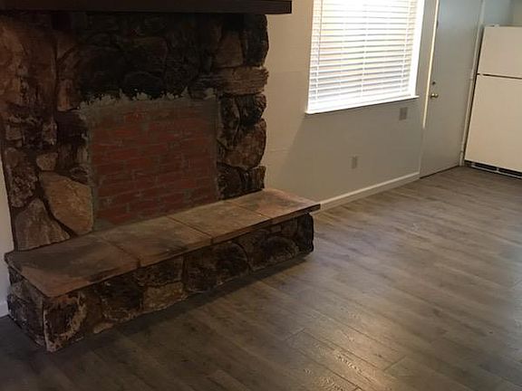 4th image of 1335 Kyburz Ave APT C
