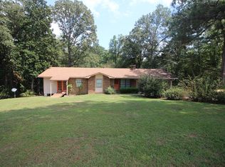 220 County Barn Rd, Laurel, MS 39443