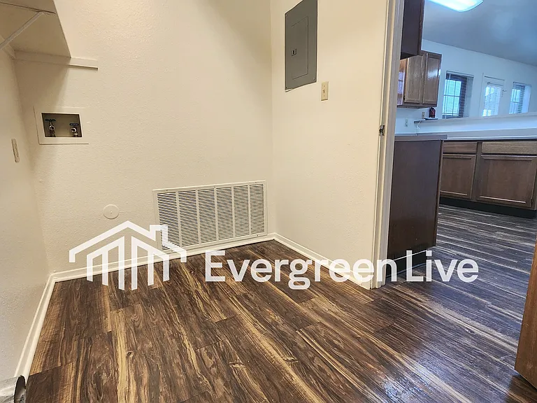 4321 Lew Wallace Dr — Photo 13