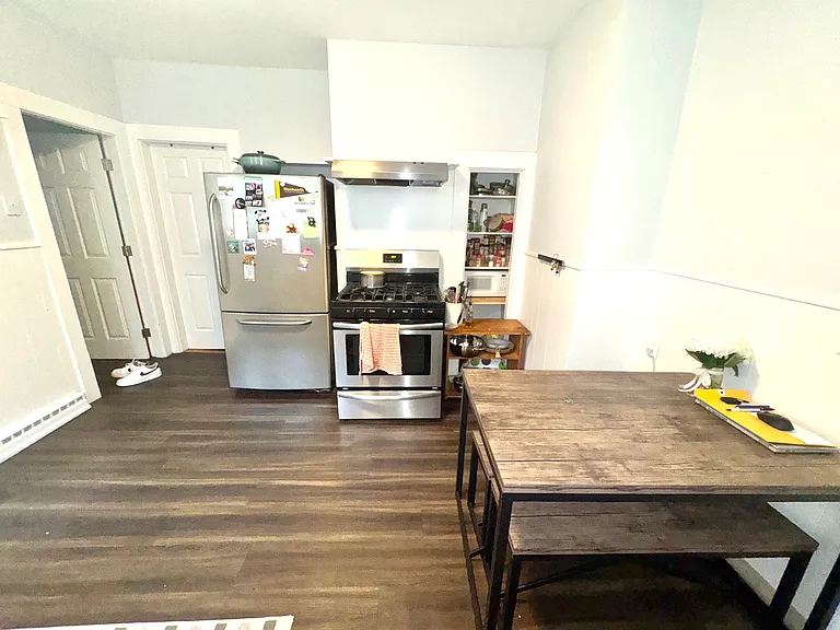 12 Curtis St #1 — Photo 7