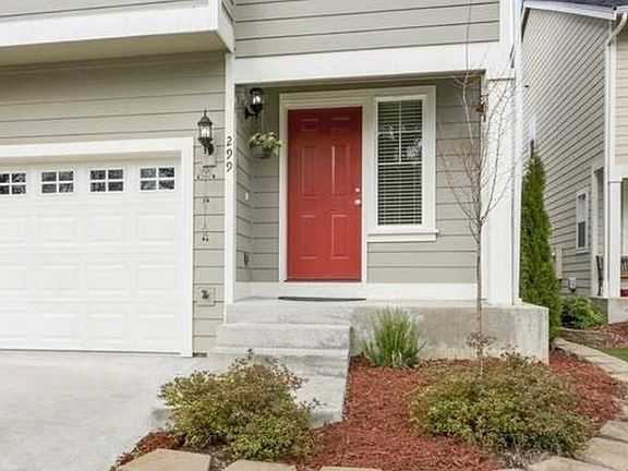 2nd image of 299 NE Miramar Cir