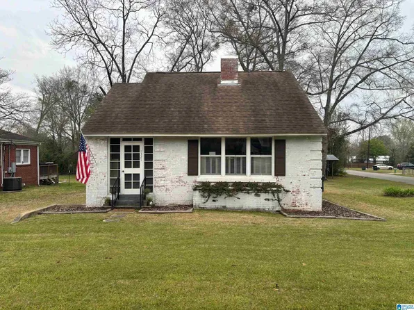 1321 4th Ave N, Clanton, AL 35045