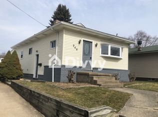 745 Independence Ave, Akron, OH 44310