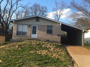 245 Roland Ave, Ballwin, MO 63021