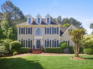 333 Lake Forest Ct, Lawrenceville, GA 30043