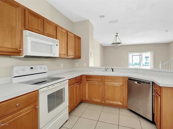 4th image of 3750 Silver Bluff Blvd APT 1902