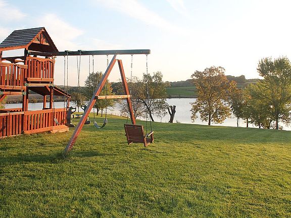 5th image of 16926 Little Lake Trl