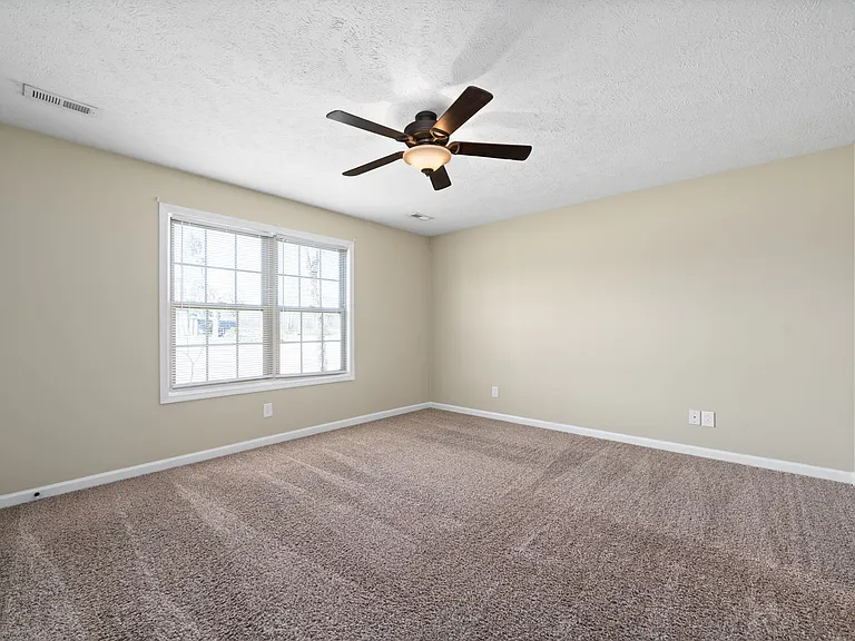 2826 Highway 41A S — Photo 9