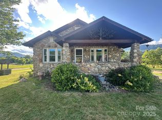 4320 Pisgah Dr, Canton, NC 28716