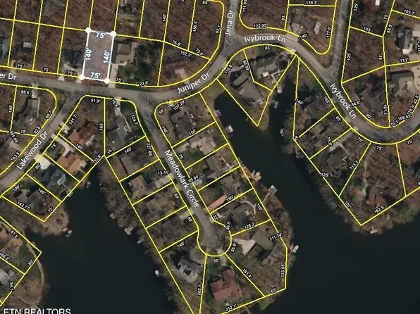 127 Juniper Dr, Crossville, TN 38558