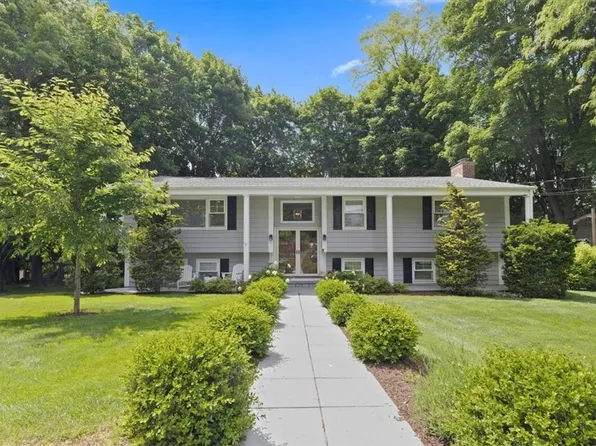 8 Green Acres Lane, White Plains, NY 10607