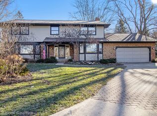 3745 Tremont Ln, Ann Arbor, MI