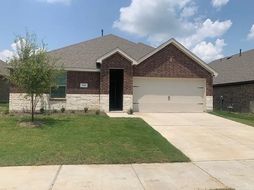 712 Feldspar Way