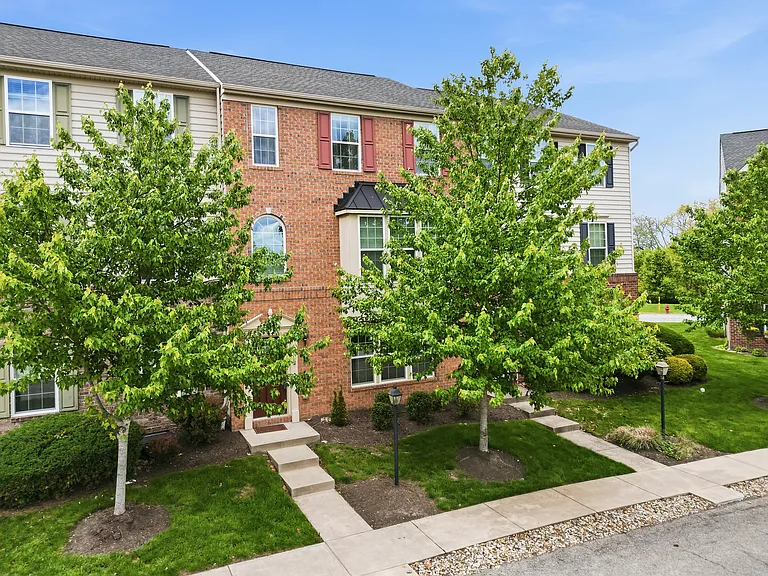 202 Pointe View Dr — Photo 22