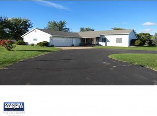 W6434 Dawn Ct, Greenville, WI 54942