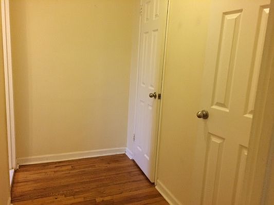 3rd image of 350 Sterling St #B5