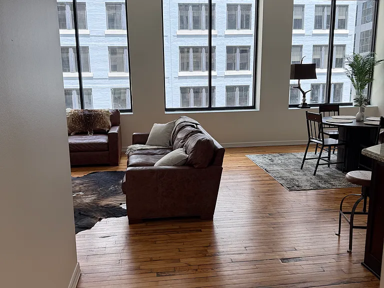 705 Main St #402 — Photo 3