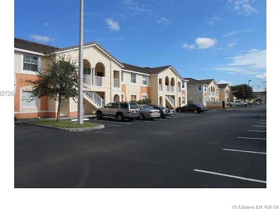 2nd image of 1662 SE 27th Dr Unit 105