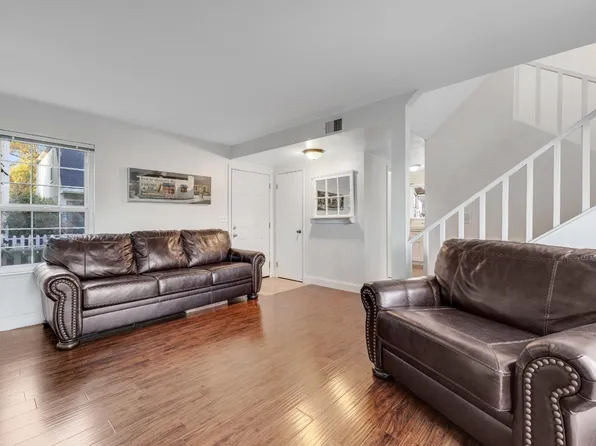 8350 Windmill Farms Drive, Cotati, CA 94931