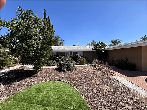 5543 Mason Ave Photo 1