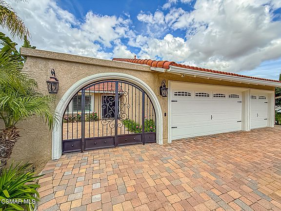 4th image of 28945 Timberlane St