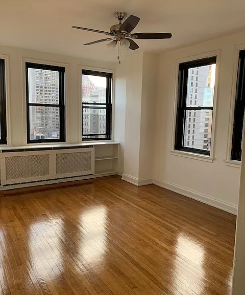 Chancellor Apartments — Photo 6