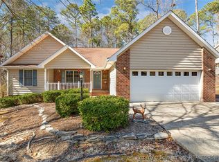 6084 Dunes Dr, Sanford, NC 27332