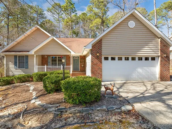 6084 Dunes Dr, Sanford, NC 27332