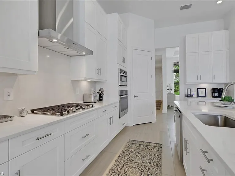 17314 Blue Sapphire Dr — Photo 11