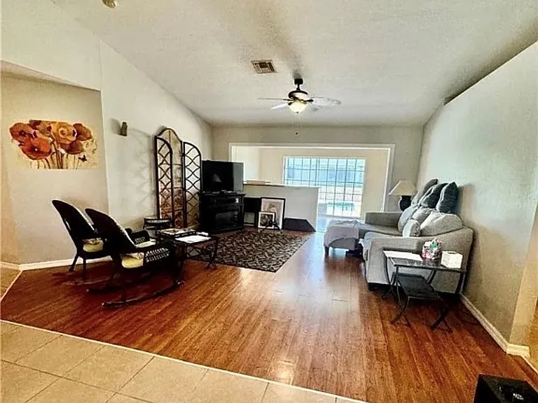 2152 NW 22nd Pl — Photo 8