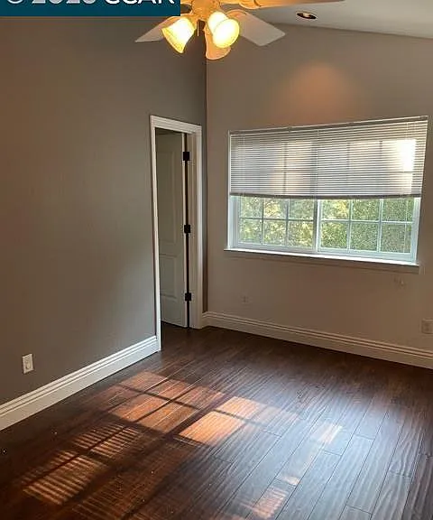 2860 Buena Vista Ave — Photo 25