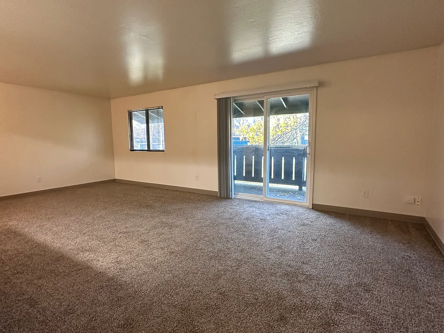 2 bed, 1100 sqft, $1,795 — Photo 2