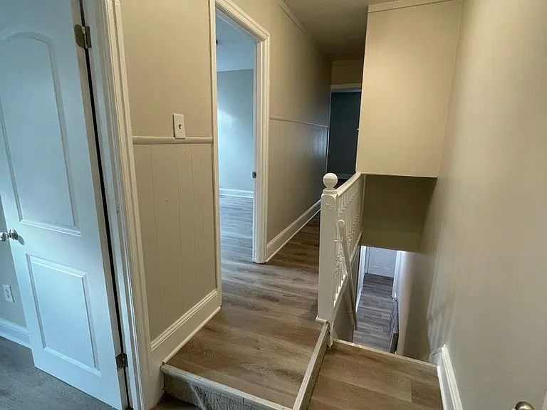 1127 Walnut St — Photo 10