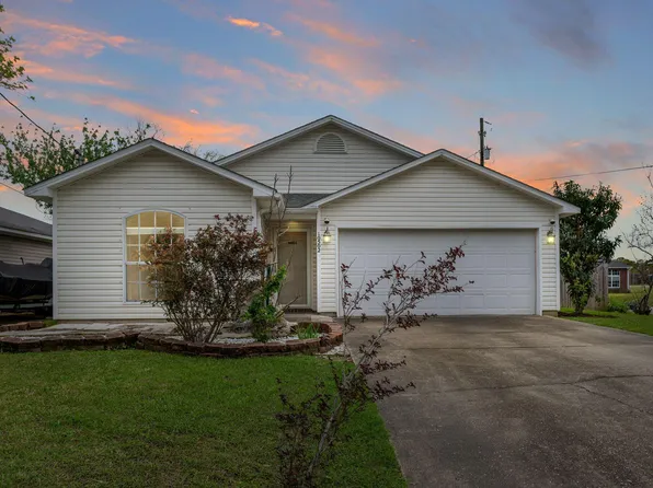 10502 Senegal Dr, Pensacola, FL 32534