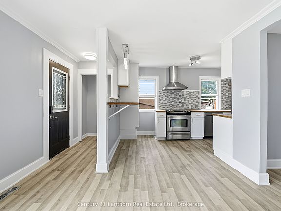 3rd image of 63 4th Ave