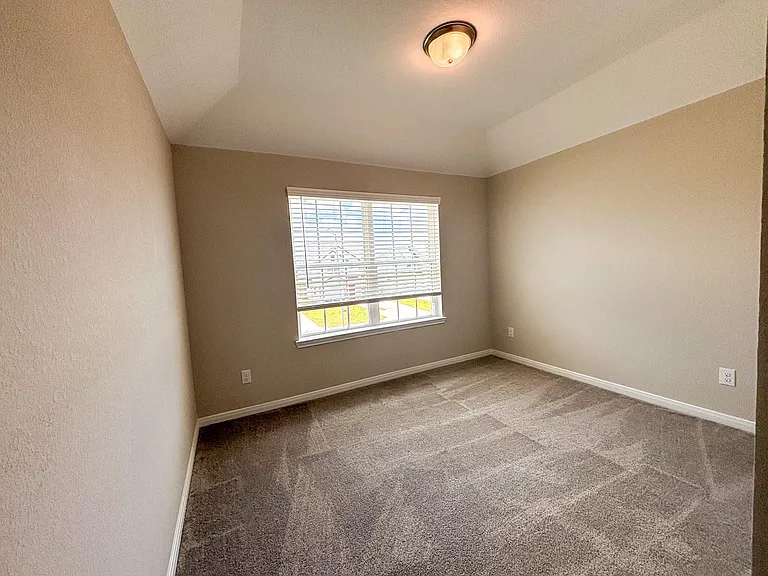 19310 Chickory Valley Dr — Photo 35