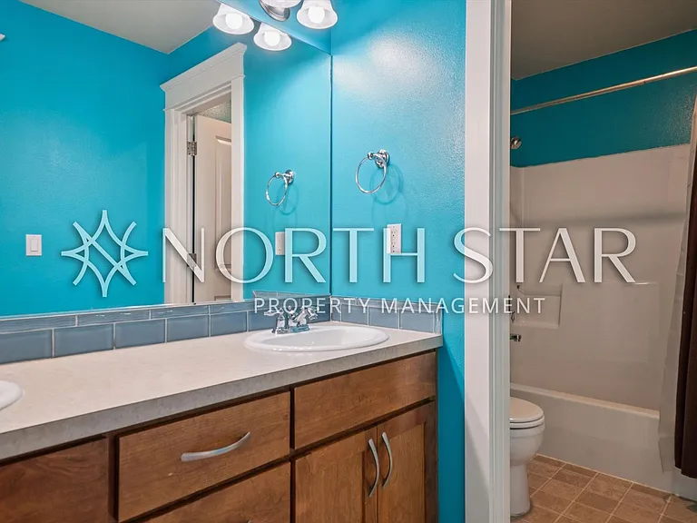 16550 Oaktree Ter — Photo 33