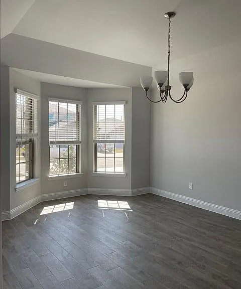 4222 Calla Dr — Photo 2