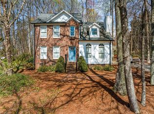 4906 Golden Oaks Dr, Oak Ridge, NC 27310