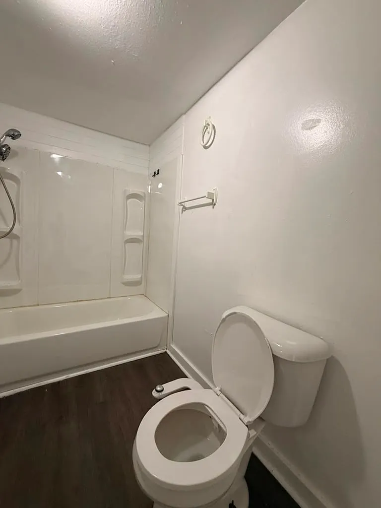 3206 S Temple Ave - ORSH — Photo 3