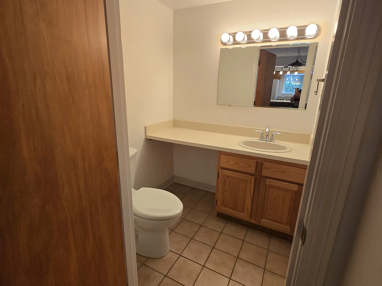 2 bed, 2.5 bath, 1814 sqft, $3,200 — Photo 3