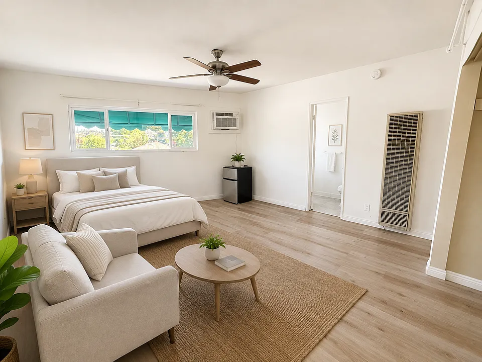 1020 W Angeleno Ave #10A