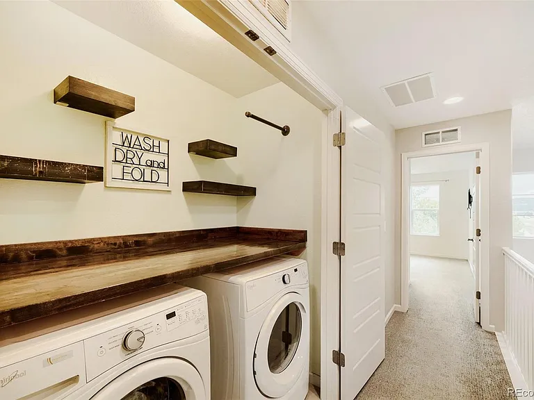 2600 Meadows Blvd #B — Photo 14