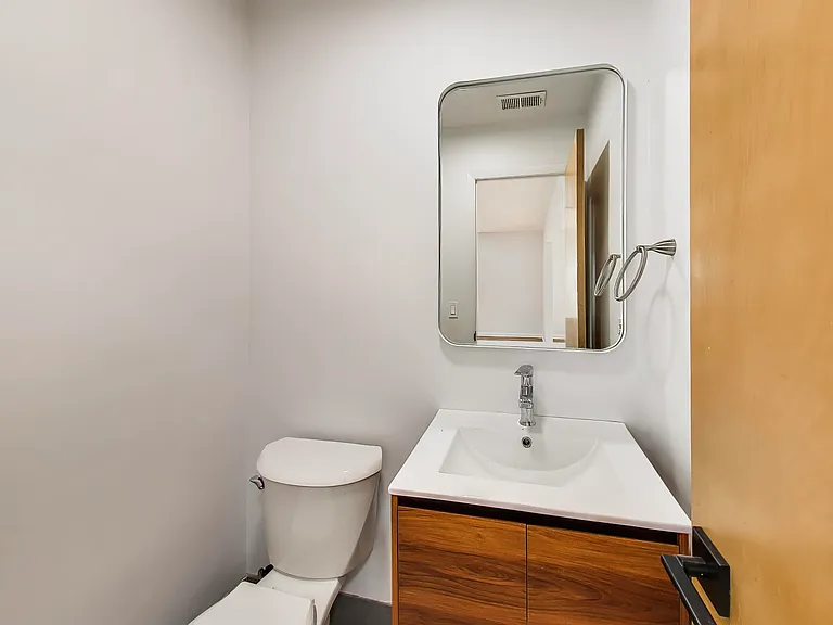 1108 Fortuna Ave #2 — Photo 16