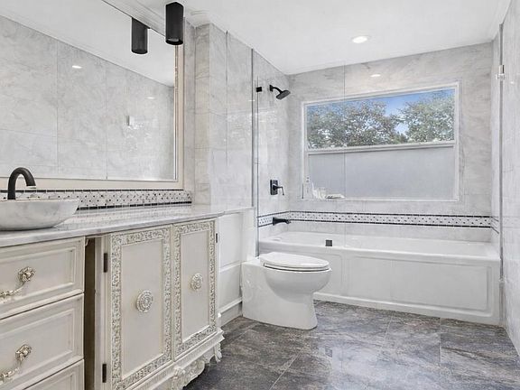 5th image of 17915 Mossforest Dr